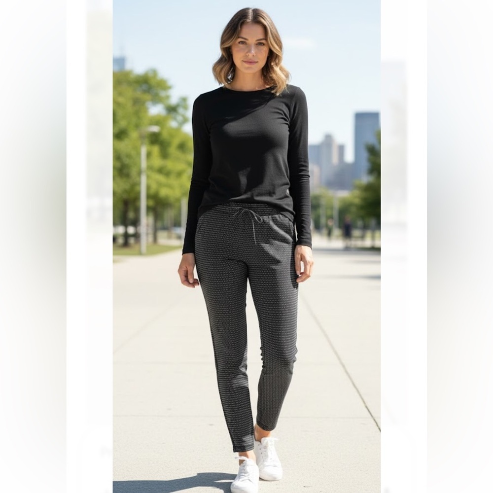Albion Gray and Black Patterned Apparel
